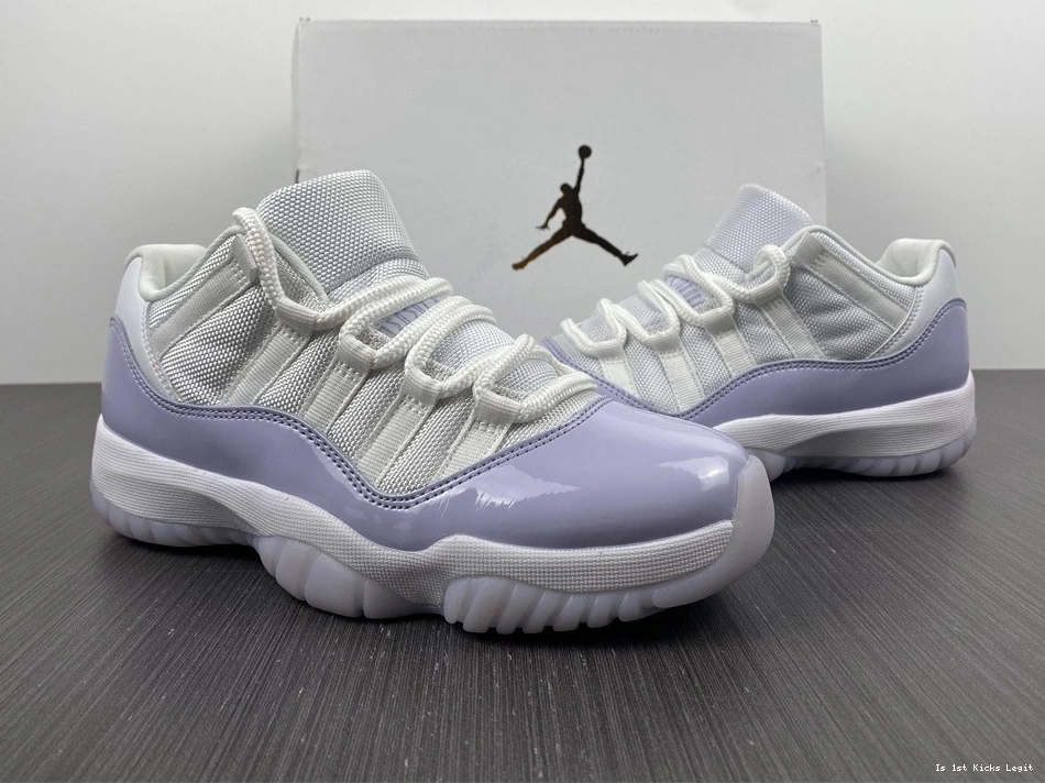 AH7860-101 Air “Pure 11 Violet” Jordan Low 0405